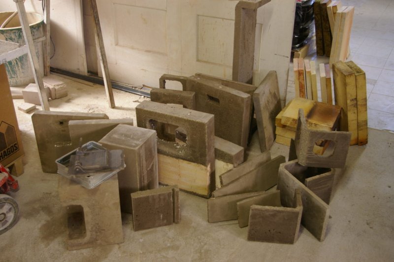 Les éléments du kit prêts à être montés